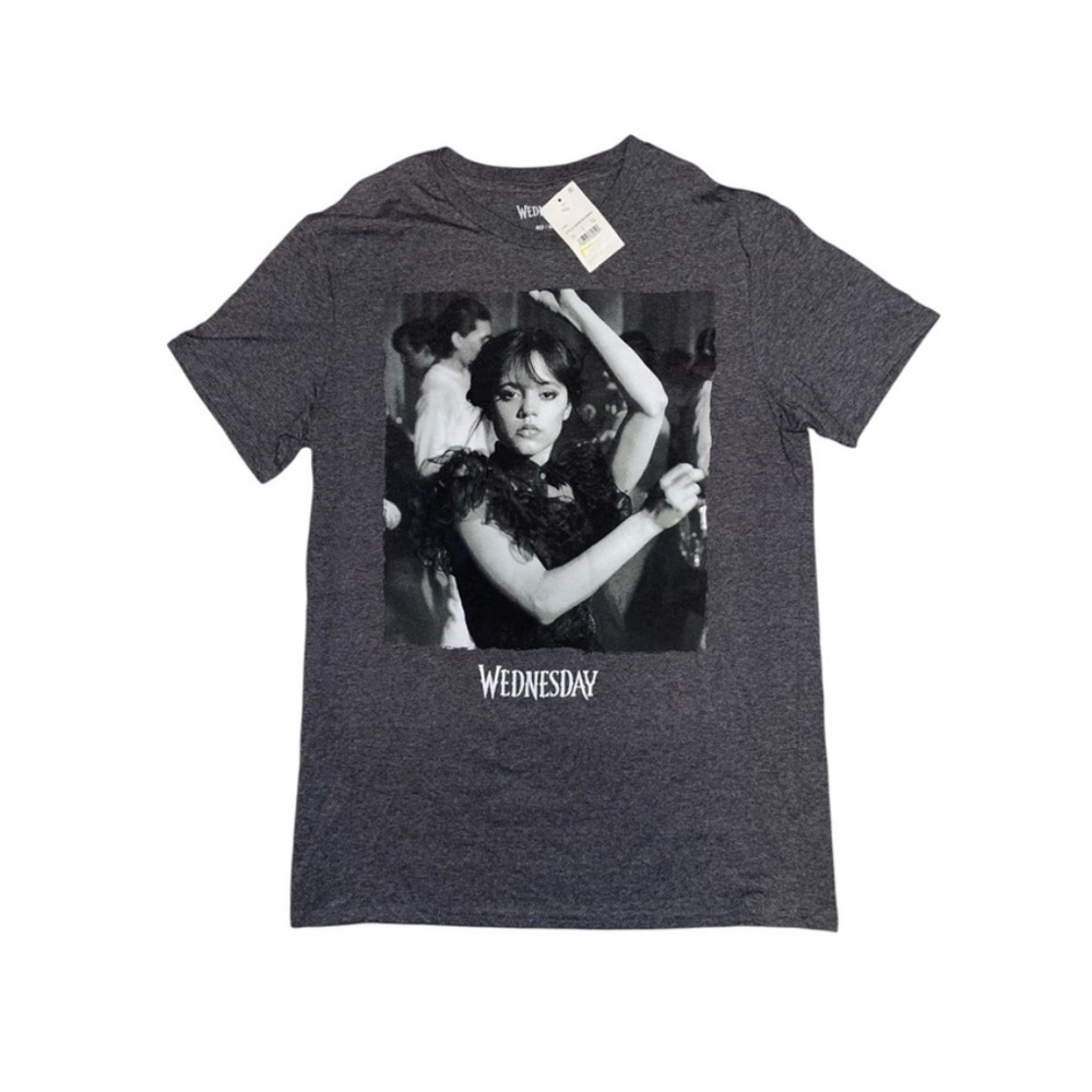 🆕 Wednesday tee ☠️